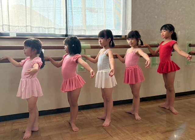 モダンバレエスタジオ Smile Bouquet