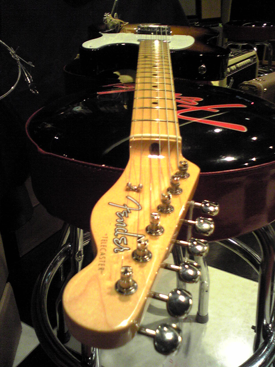 FENDER USAもやっぱりエラい！ | MIYAJI GUTARS KANDA ギター