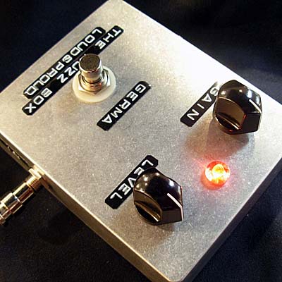 希少！LOUD&PROUD THE FUZZ BOX　GERMA 宮地楽器 LOUD&PROUD THE FUZZ BOX “GERMA” 発売です その1 | MIYAJI
