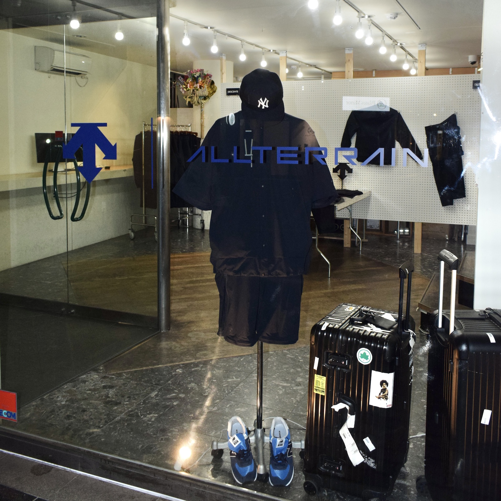 STABRIDGE × DESCENTE ALLTERRAIN 81 | the Apartment