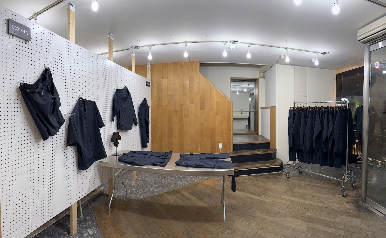STABRIDGE × DESCENTE ALLTERRAIN 81 | the Apartment
