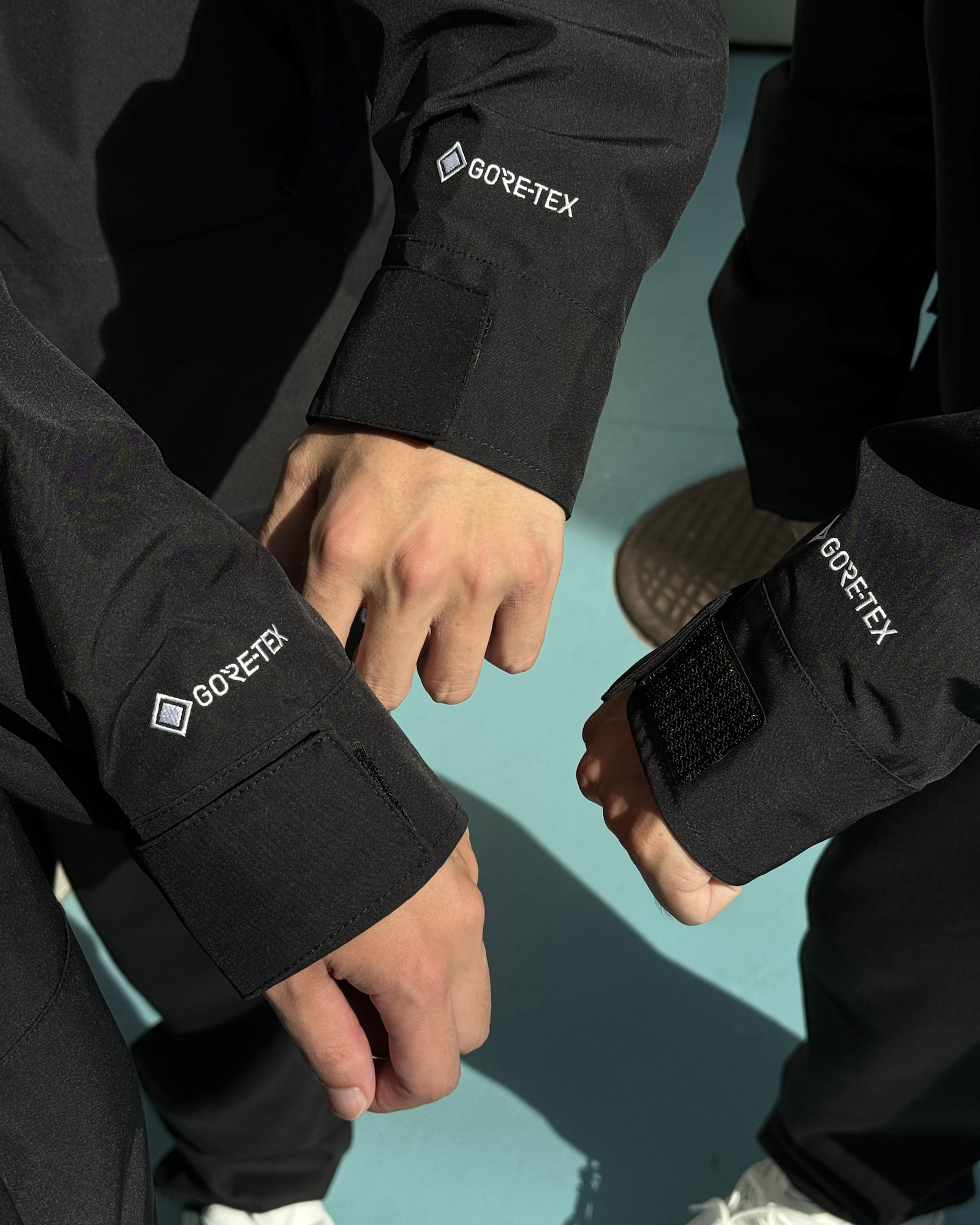 GORE-TEX | the Apartment GORE-TEX | the Apartment