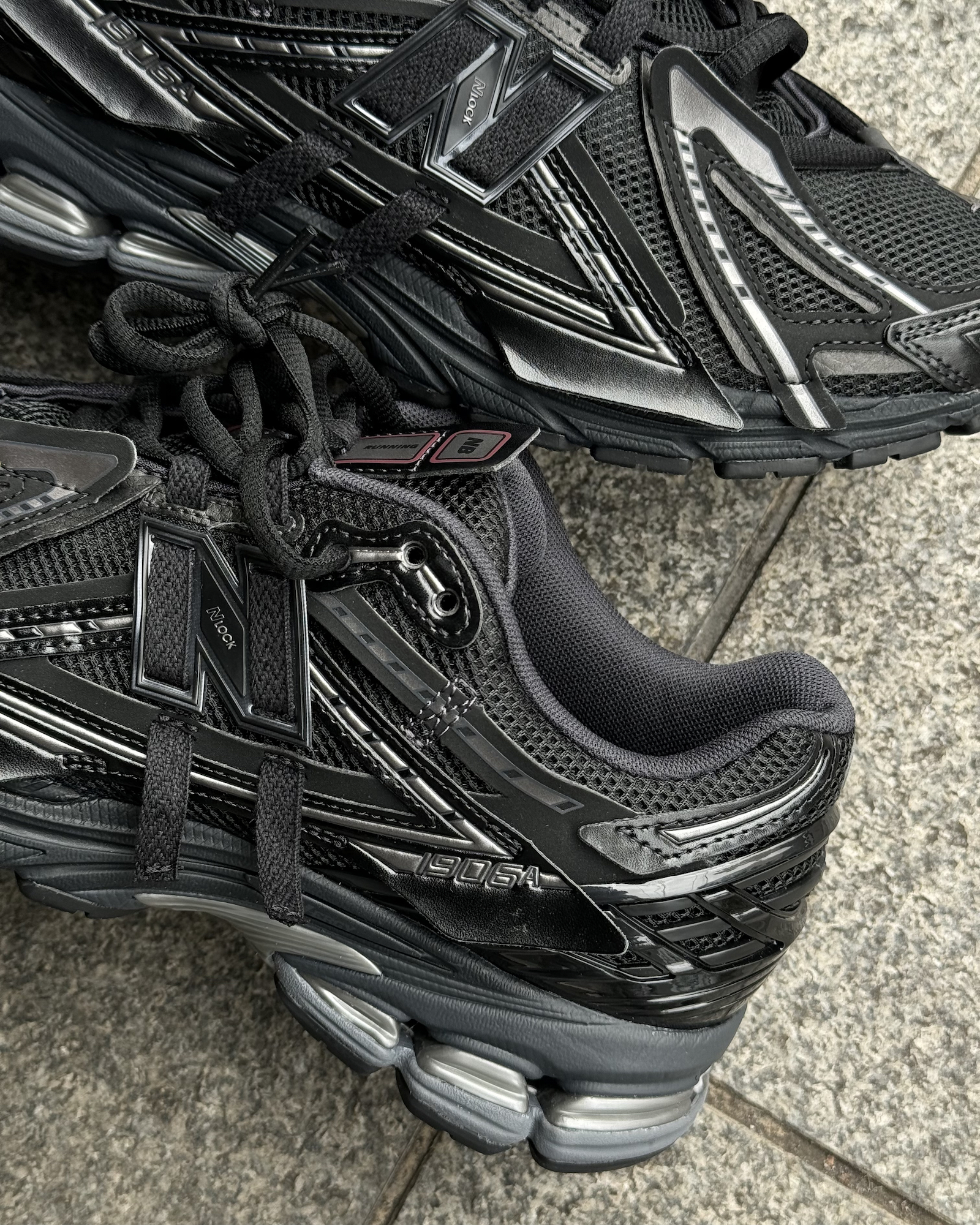 くっく　他の方は購入しないで下さい。 New Balance x The Whitaker Group 1906U “Shadow Grey” スニーカー