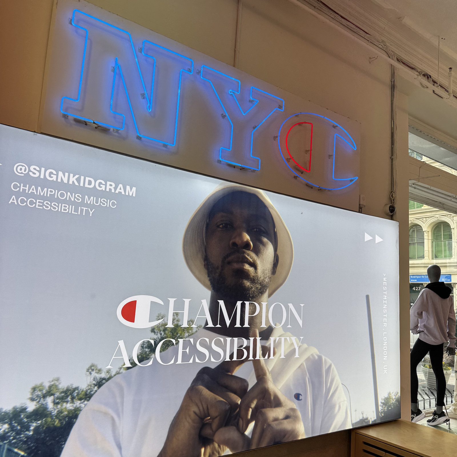 Champion | the Apartment