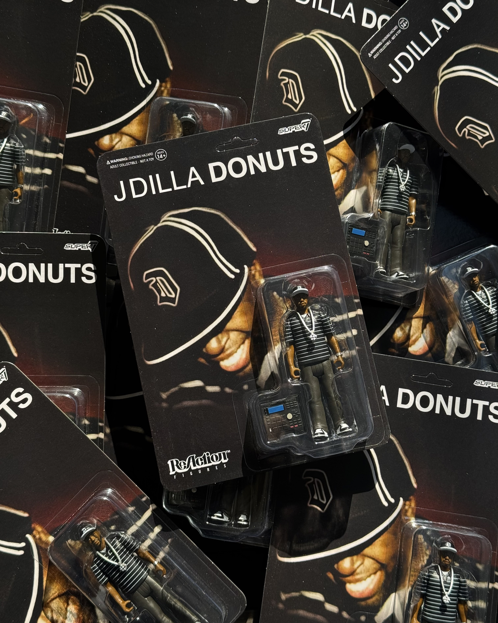 その他 J DILLA REACTION FIGURES WAVE 01 DONUTS jdillareactiondonutsmile__5194