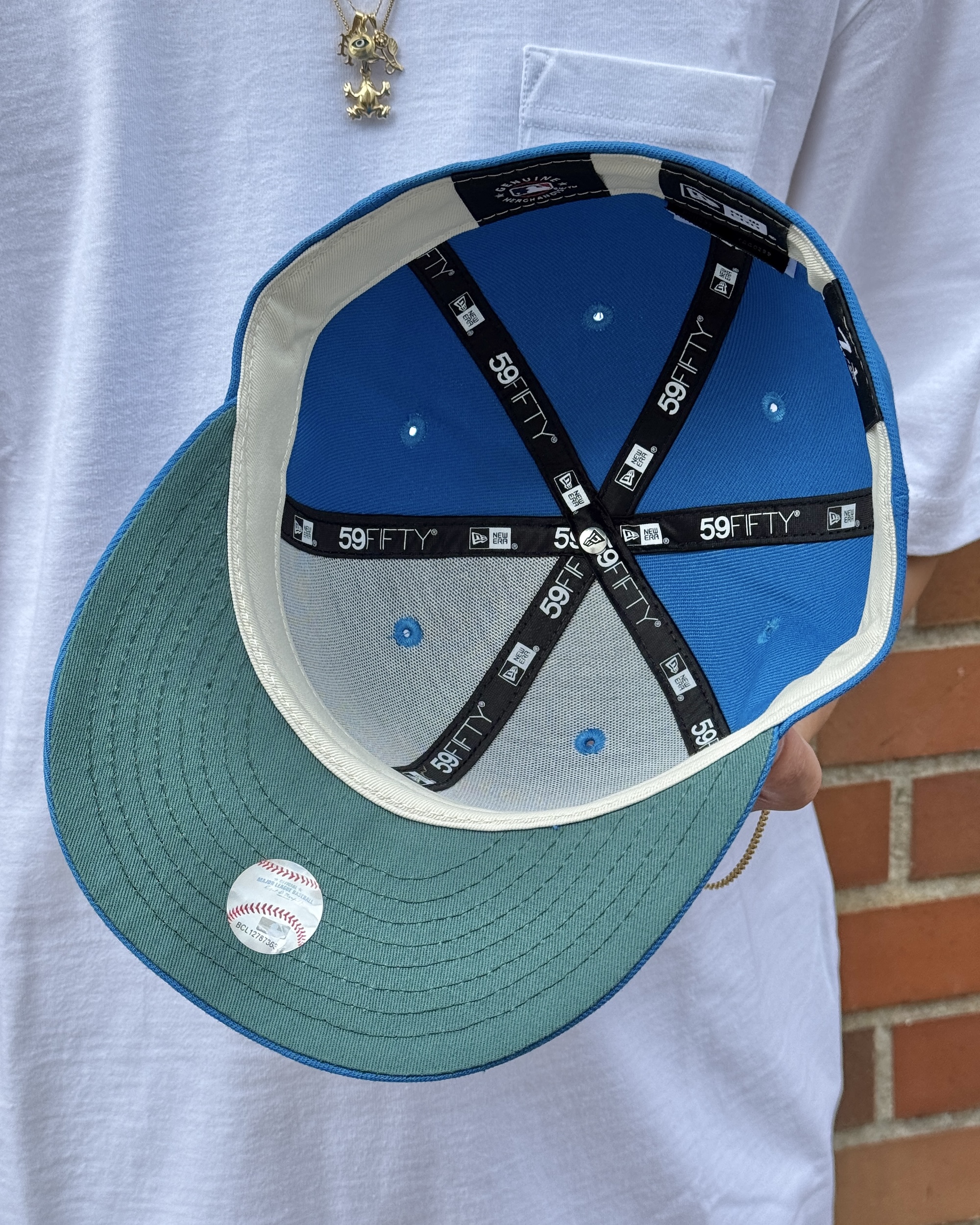 The Apartment newera 7 3/8 芯有 the Apartment