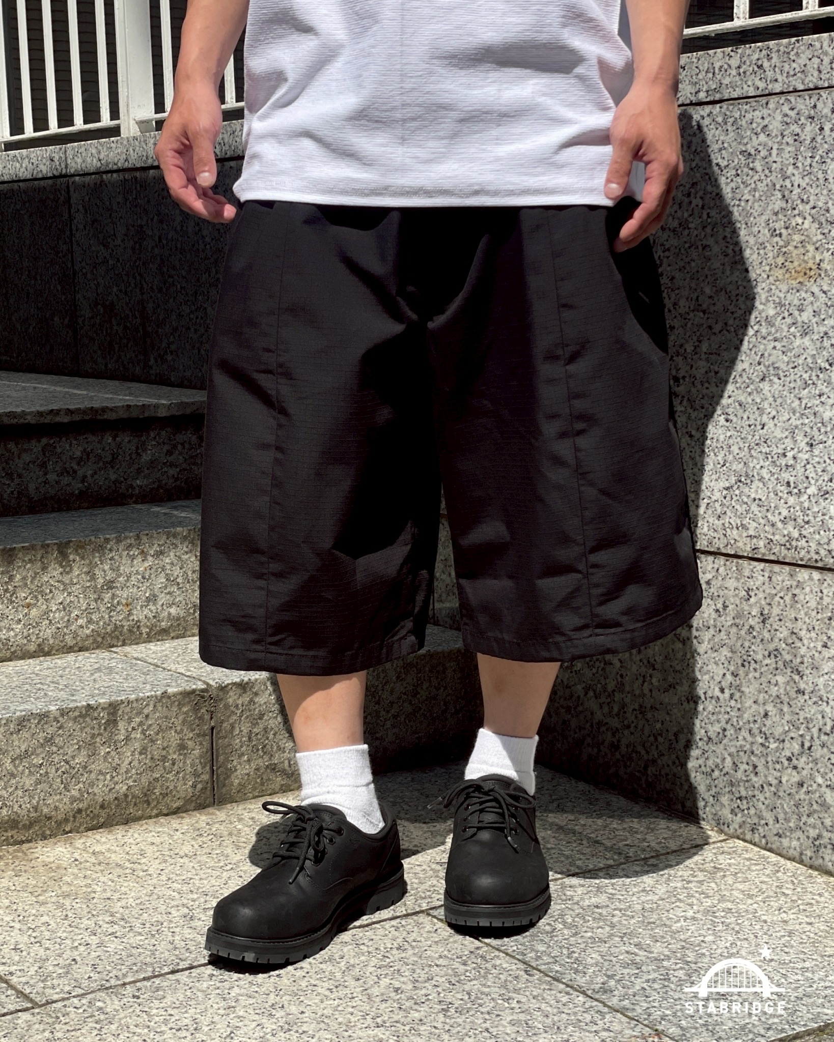 POSTMAN BALLOON SHORTS | the Apartment