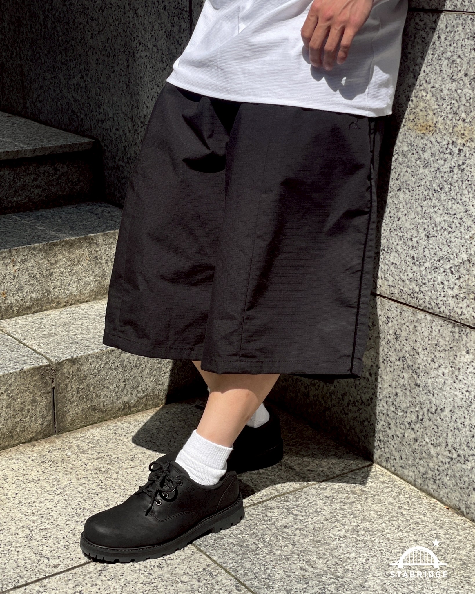 POSTMAN BALLOON SHORTS | the Apartment