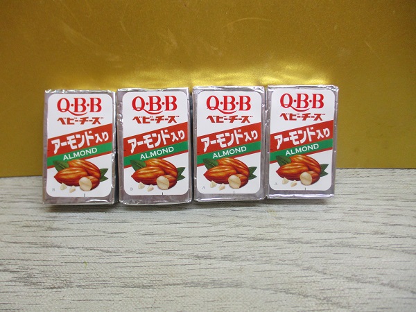 ＱＢＢ　ベビーチーズ　アーモンド入り