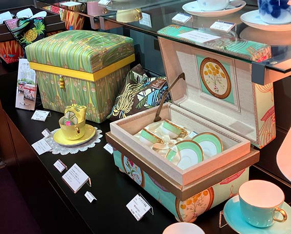明日より東京の帝国ホテルにて。大倉陶園「My Favorite」展開催☆
