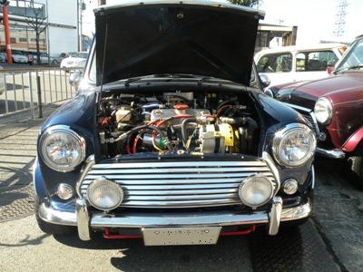 ローバーミニインジェクションエンジンMT車